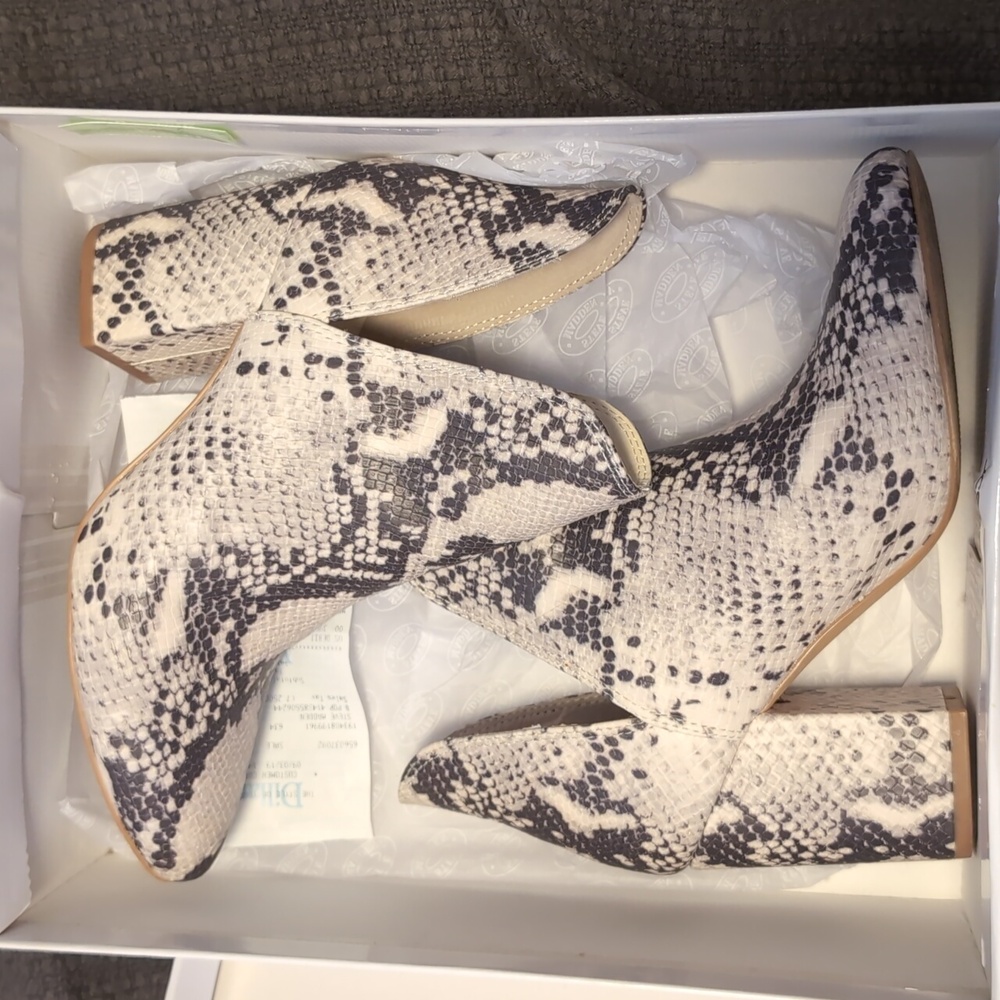 Steve Madden shoes